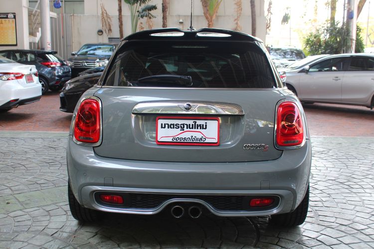 Mini COOPER 5 DOOR HATCH 2015 2.0 S Sedan เบนซิน ไม่ติดแก๊ส เกียร์อัตโนมัติ เทา รูปที่ 3
