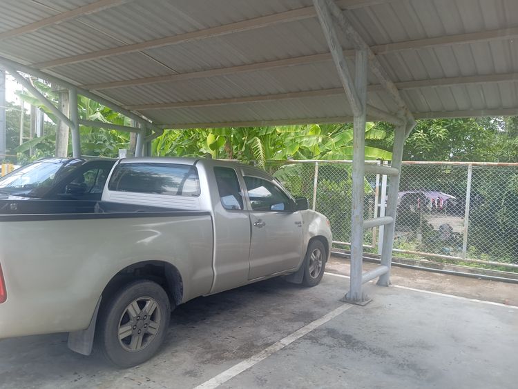 Toyota Hilux Vigo 2006 2.5 E Pickup ดีเซล เกียร์ธรรมดา บรอนซ์เงิน รูปที่ 2