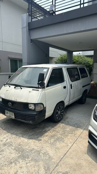 รถ Toyota Liace รุ่นย่อยอื่นๆ สี ขาว