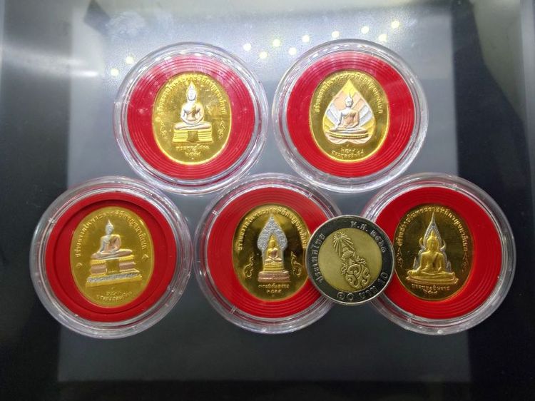 เหรียญพระพุทธปัญจภาคี เนื้อทองแดงชุบสามกษัตริย์ พิมพ์ใหญ่ ที่ระลึกพระราชพิธีกาญจนาภิเษก ในหลวงรัชกาลที่9 ปี พ.ศ.2539 พร้อมกล่อง รูปที่ 5