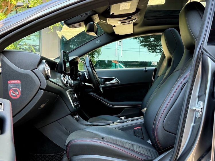 Mercedes-Benz CLA-Class 2018 CLA250 AMG Sedan เบนซิน ไม่ติดแก๊ส เกียร์อัตโนมัติ เทา รูปที่ 3