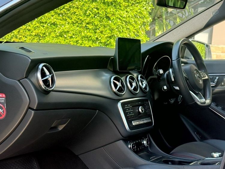 รถ Mercedes-Benz CLA-Class CLA250 AMG สี เทา