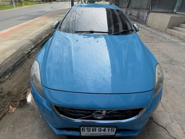 รถ Volvo V40 2.0 T5 R-Limited สี ฟ้า