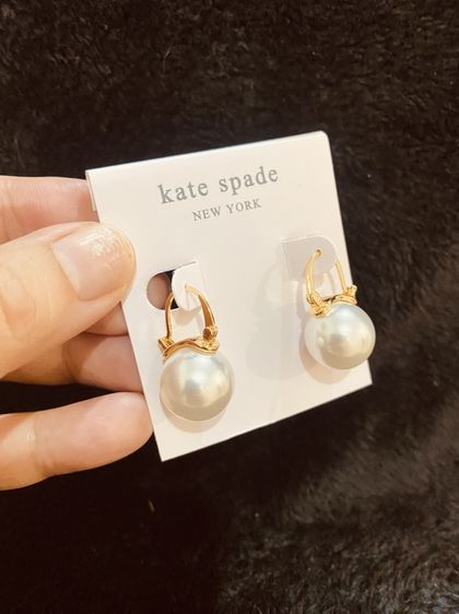 ต่างหู Kate Spade แท้ 💯 รุ่น  Rise And Shine Pearl Drop Earrings งาน Outlet  สินค้าเป็นของใหม่มือ รูปที่ 9