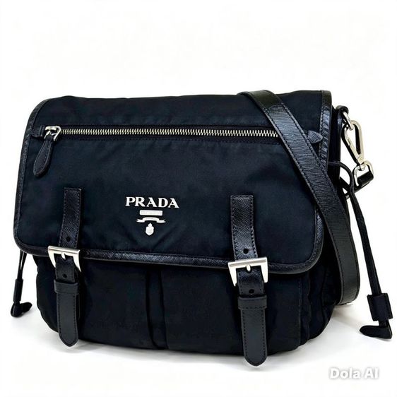 ผ้า ดำ กระเป๋าสะพายข้างผู้ชาย Prada มือสอง แท้