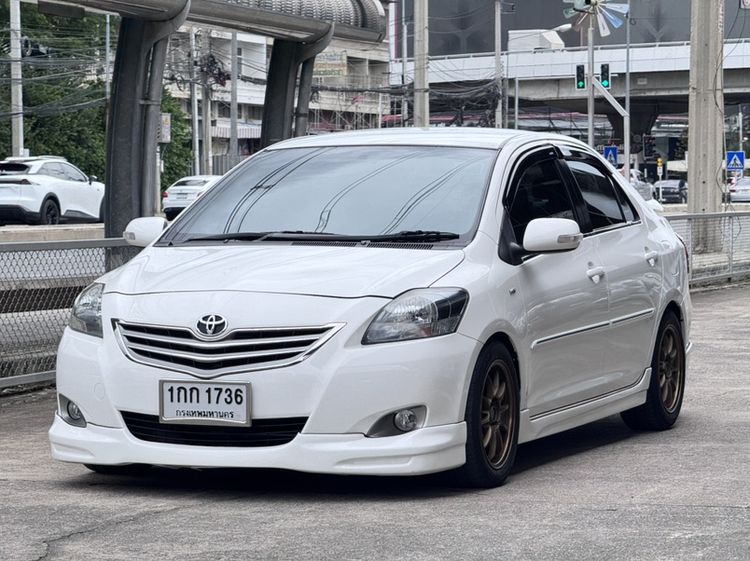 รถ Toyota Vios 1.5 G สี ขาว