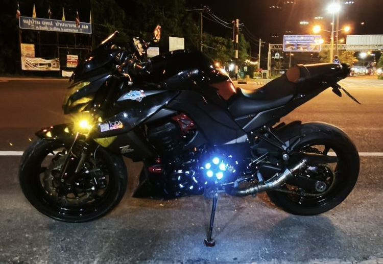z1000