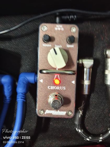 Tom'sline Engineering ACH-3S Chorus ซึ่งเป็นเอฟเฟคกีตาร์ประเภทคอรัส (Chorus) แบบอะนาล็อกขนาดมินิ ที่ช่วยเพิ่มมิติ ความนุ่มลึก และความกว้างให้กับเสียงกีตาร์  สภาพดี ไม่