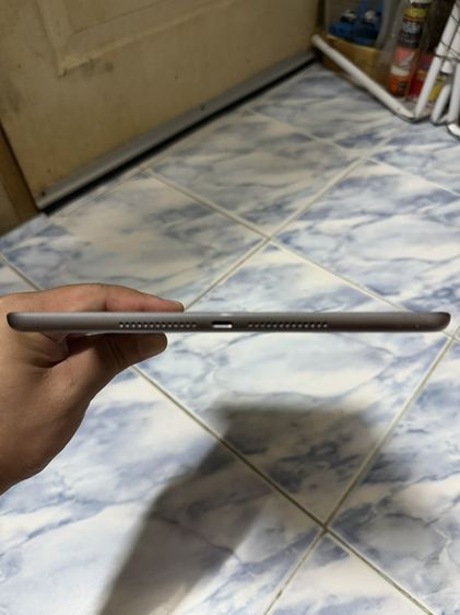 ขาย/แลก/เทิร์น IPad Gen 6 128gb เครื่องศูนย์ไทยแท้ สภาพสวยๆ การใช้งานปกติ พร้อมใช้งานเลยครับผม รูปที่ 8