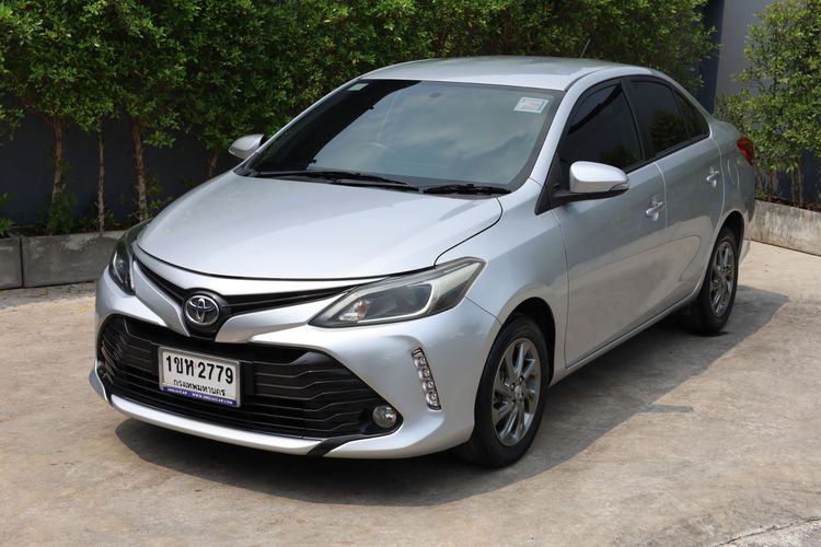 Toyota Vios 2021 1.5 Mid Sedan เบนซิน ไม่ติดแก๊ส เกียร์อัตโนมัติ บรอนซ์เงิน รูปที่ 4