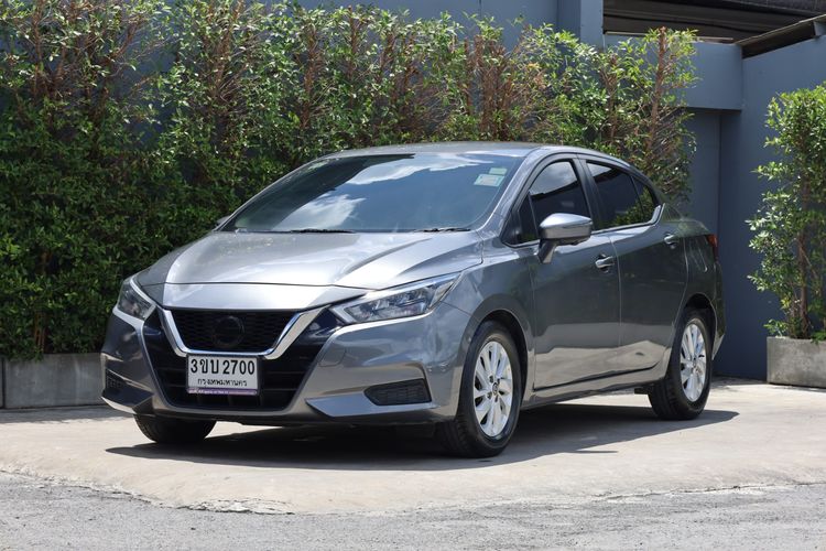 รถ Nissan Almera 1.0 V สี เทา