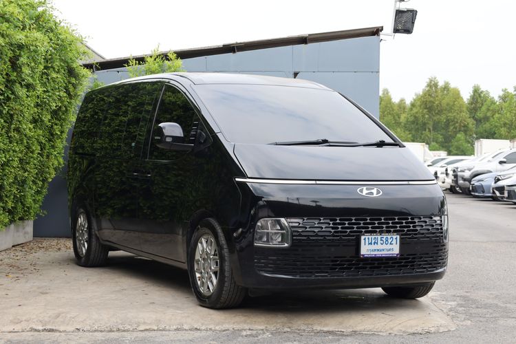 Hyundai Staria 2021 2.2 S Van ดีเซล ไม่ติดแก๊ส เกียร์อัตโนมัติ ดำ รูปที่ 3