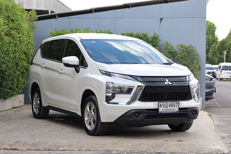 Mitsubishi Xpander 2022 1.5 GLS LTD Utility-car เบนซิน ไม่ติดแก๊ส เกียร์อัตโนมัติ ขาว รูปที่ 3