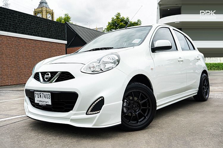 รถ Nissan March 1.2 E สี ขาว