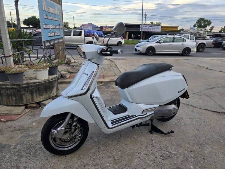 ขายด่วน lambretta x300 ปี 2023 รูปที่ 4