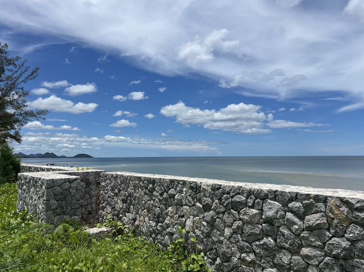 ไม่ใช่ ขายที่ดินติดทะเล หาดบ้านกรูด รูปที่ 4