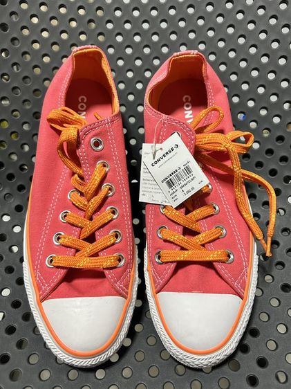 อื่นๆ อื่นๆ Converse รองเท้าผ้าใบสีสันสดใส EU38