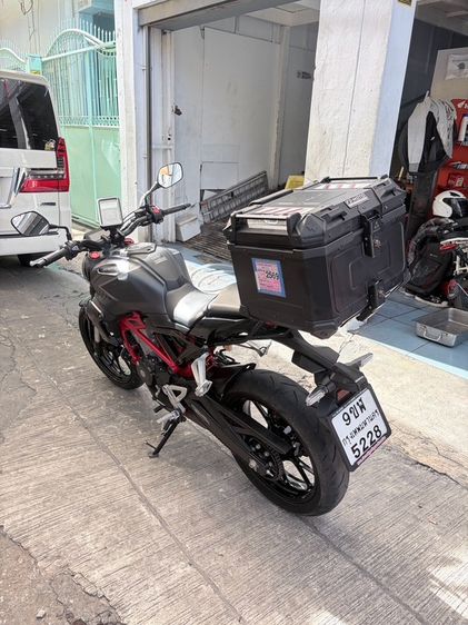 Honda CB150R รูปที่ 11