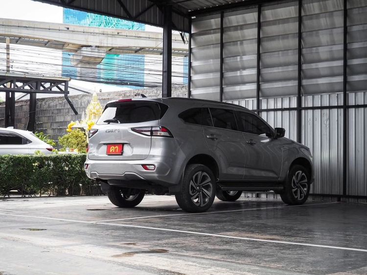 Isuzu MU-X 2021 3.0 Ultimate AT 2WD Utility-car ดีเซล ไม่ติดแก๊ส เกียร์อัตโนมัติ เทา รูปที่ 4
