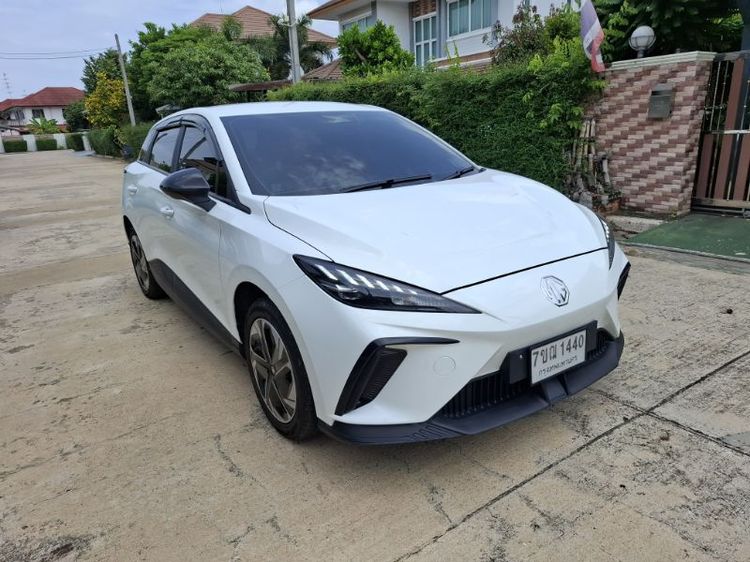 MG MG4 2025 Electric Sedan ไฟฟ้า ขาว รูปที่ 3