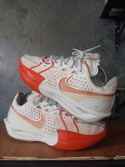 ไม่ระบุ แดง รองเท้าบาสเกตบอล Nike Air Zoom G.T เบอร์ 40 ยาว 25 เซน งานมือสอง สภาพงานแน่นๆ ราคา 399 ส่งฟรี