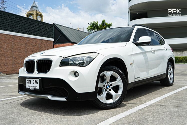 รถ BMW X1 2.0 sDrive18i สี ขาว