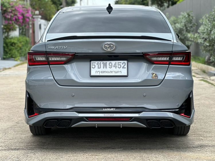 Toyota Yaris ATIV 2025 1.2 Sport Play Limited Edition Sedan เบนซิน ไม่ติดแก๊ส เกียร์อัตโนมัติ เทา รูปที่ 3
