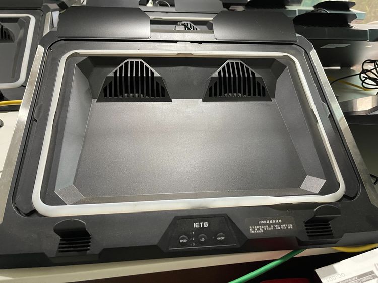 พัดลมระบายความร้อน โน๊ตบุ๊ค IETS GT300 Double Blower Laptop 15-17 นิ้ว รูปที่ 2