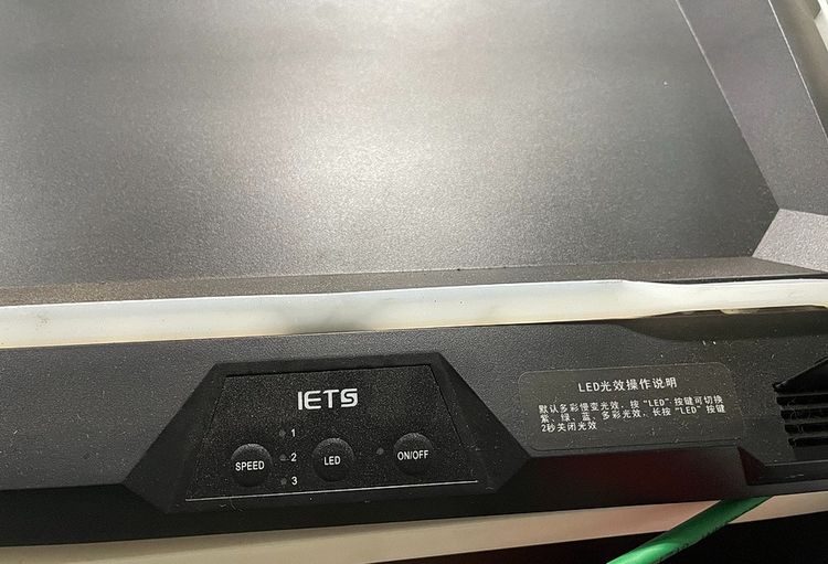 พัดลมระบายความร้อน โน๊ตบุ๊ค IETS GT300 Double Blower Laptop 15-17 นิ้ว รูปที่ 3