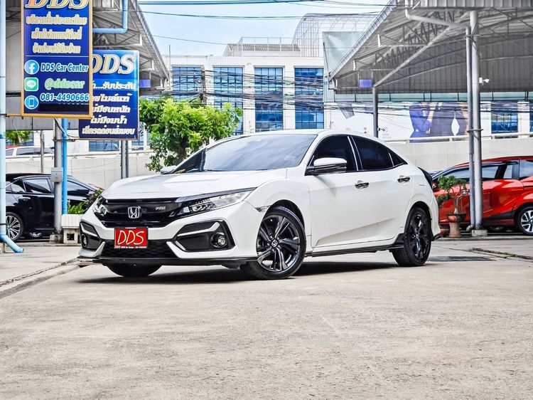 รถ Honda Civic 1.5 Turbo RS สี ขาว