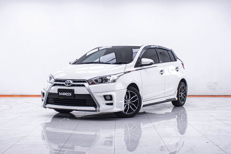 Toyota Yaris 2015 1.2 G Sedan เบนซิน ไม่ติดแก๊ส เกียร์อัตโนมัติ ขาว