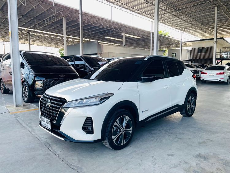 Nissan Kicks 2023 1.2 VL Sedan ไฮบริด ไม่ติดแก๊ส เกียร์อัตโนมัติ ขาว