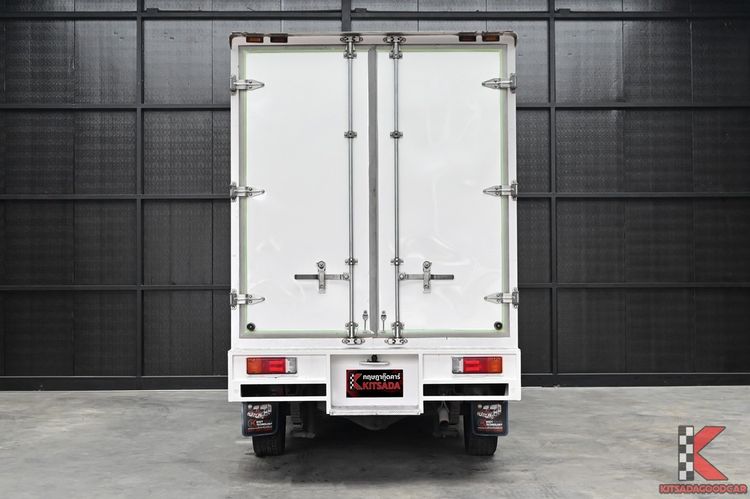 Toyota Hilux Revo 2023 2.4 Entry Pickup ดีเซล ไม่ติดแก๊ส เกียร์ธรรมดา ขาว รูปที่ 4