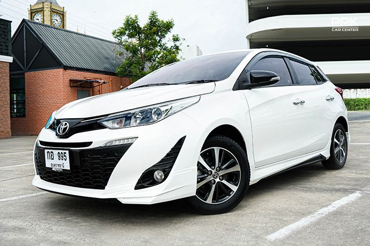 รถ Toyota Yaris 1.2 G Plus สี ขาว