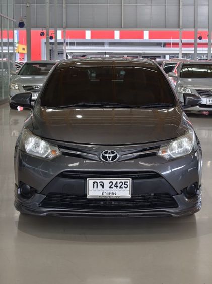 Toyota Vios 2015 1.5 E Sedan เบนซิน ไม่ติดแก๊ส เกียร์อัตโนมัติ เทา รูปที่ 2