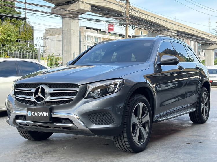 รถ Mercedes-Benz GLC-Class GLC250d สี เทา