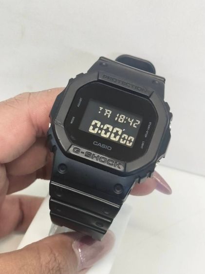 ดำ Casio G-SHOCK DW-5600BB-1 Black Out สีดําล้วน