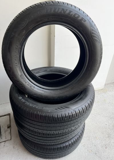 ยางรถยนต์ยี่ห้อ Dunlop รุ่น Enasave195/60R16. 89H (YD6R4223) ปี23  4เส้น ดอกยาง