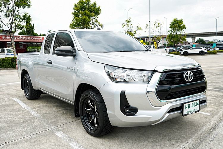 Toyota Hilux Revo 2021 Smart Cab 2.4 Entry Z Edition Pickup ดีเซล ไม่ติดแก๊ส เกียร์ธรรมดา เทา รูปที่ 3
