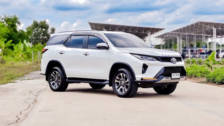 Toyota Fortuner 2022 2.4 Leader G Utility-car āļāļĩāđāļāļĨ āđāļĄāđāļāļīāļāđāļāđāļŠ āđāļāļĩāļĒāļĢāđāļāļąāļāđāļāļĄāļąāļāļī āļāļēāļ§ āļĢāļđāļāļāļĩāđ 3