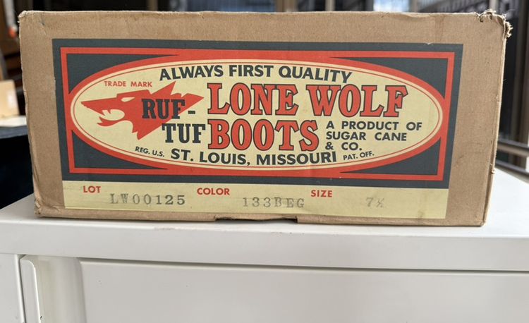 อื่นๆ รองเท้าบู๊ท หนังแท้ UK 7 | EU 40 2/3 | US 7.5 อื่นๆ ขายรองเท้าบูท Lone Wolf รุ่น Logger สี Natural เบอร์ 7.5 รองเท้าคุณภาพสูงจากประเทศญี่ปุ่นของแบรนด์ Sugar Cane สภาพใหม่ลองใส่เพียงครั้งเดียว