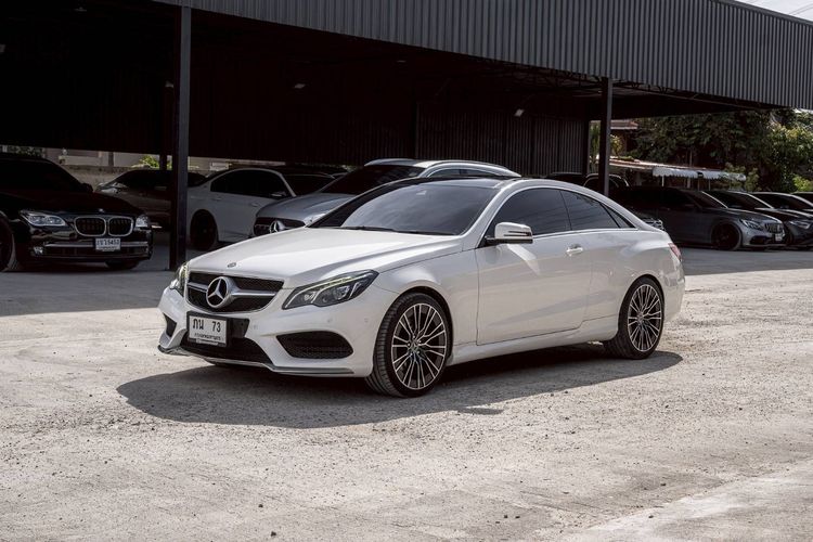รถ Mercedes-Benz E-Class E200 สี ขาว