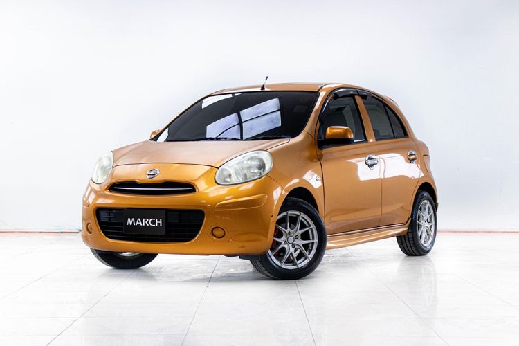 รถ Nissan March 1.2 E สี ส้ม