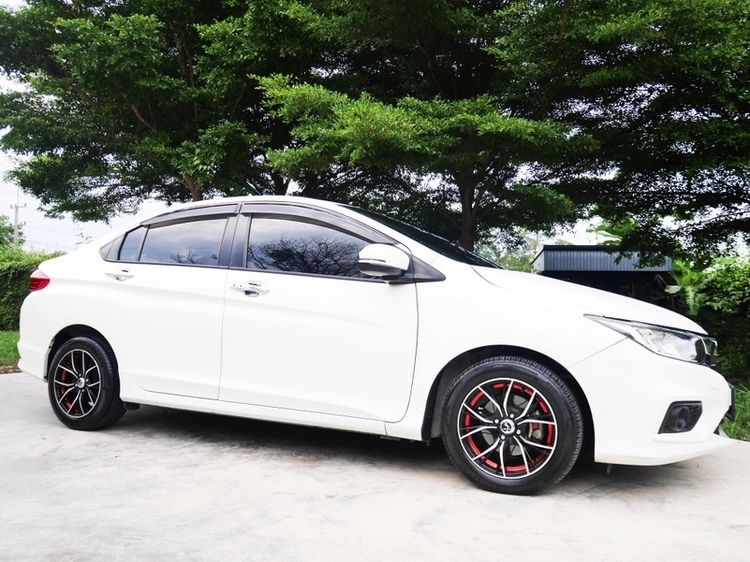 Honda City 2018 1.5 Sv Plus i-VTEC Sedan เบนซิน ไม่ติดแก๊ส เกียร์อัตโนมัติ ขาว รูปที่ 2