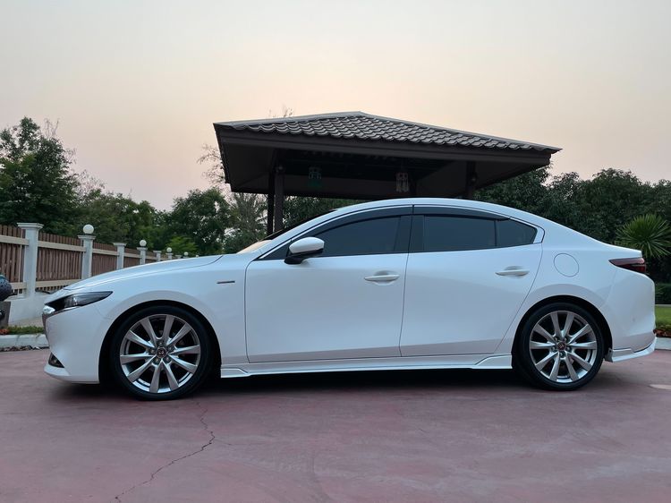 รถ Mazda Mazda3 2.0 SP 100th Anniversary Edition สี ขาว