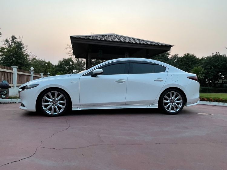 Mazda Mazda3 2020 2.0 SP 100th Anniversary Edition Sedan เบนซิน ไม่ติดแก๊ส เกียร์ธรรมดา ขาว รูปที่ 4