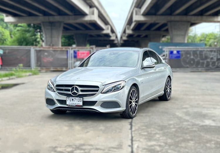 รถ Mercedes-Benz C-Class C350e สี เทา