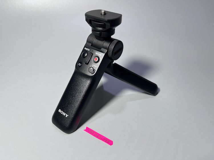 Sony ZV1 F สภาพสวย พร้อมขาตั้งรีโมทสวิทซ์และชุุดชาร์จแบตเตอรี่สำรอง รูปที่ 9