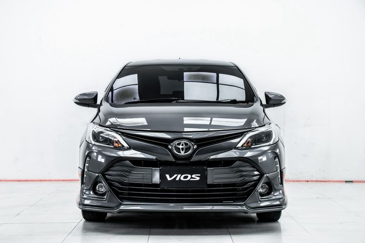 Toyota Vios 2019 1.5 Mid Sedan เบนซิน ไม่ติดแก๊ส เกียร์อัตโนมัติ เทา รูปที่ 4