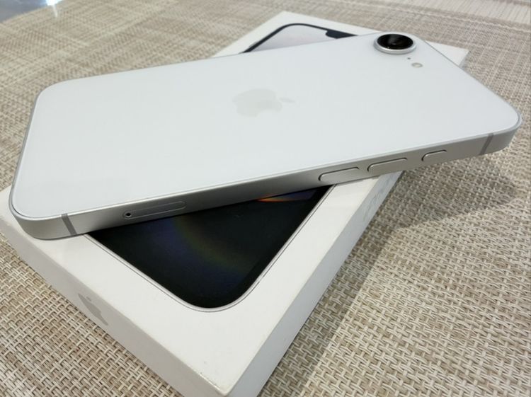 iPhone 16 e 128 ประกันศูนย์ ครบกล่อง รูปที่ 5